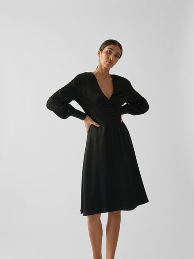 Custommade Knielanges Kleid aus Viskose Schwarz 4