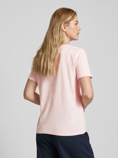 Tommy Hilfiger T-Shirt mit Label-Print Rosa 5