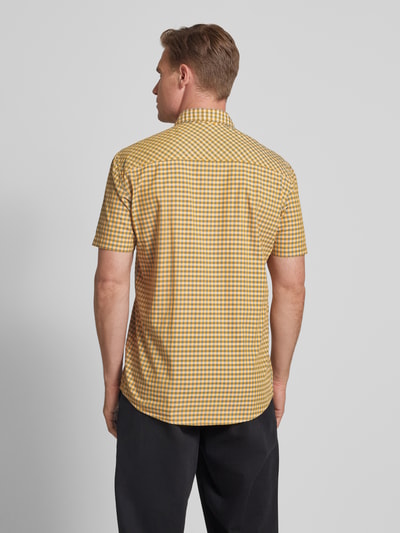 camel active Regular Fit Freizeithemd mit Button-Down-Kragen Hellgelb 5
