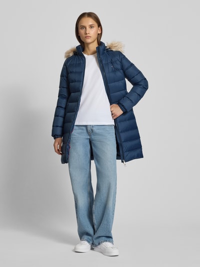 Tommy Jeans Płaszcz puchowy o kroju regular fit z wypełnieniem kaczym puchem Ciemnoniebieski 1