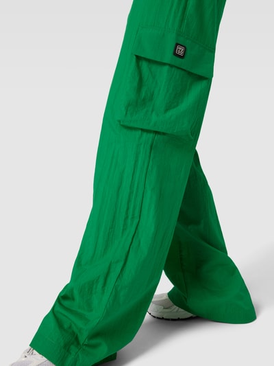 HUGO Hose mit Cargotaschen Modell 'Hafren' Gruen 3