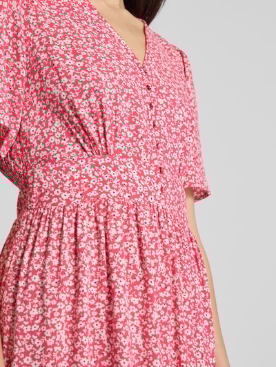 Pieces Sukienka casualowa taliowana z czystej wiskozy model ‘TALA’ Mocnoróżowy 3