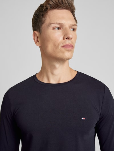 Tommy Hilfiger Bluzka z długim rękawem o kroju slim fit z wyhaftowanym logo Granatowy 3