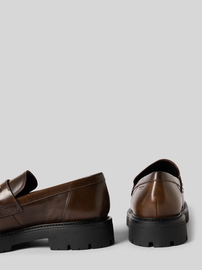 Produktfoto, Loafer aus echtem Rindsleder Modell 'CAMERON' von Vagabond, braun, glattes Leder, schwarze Profilsohle, Herren Loafer von Vagabond