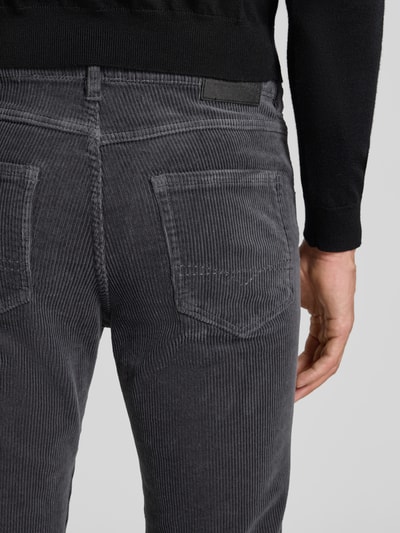 Christian Berg Men Regular Fit Cordhose im 5-Pocket-Design Dunkelgrau 3