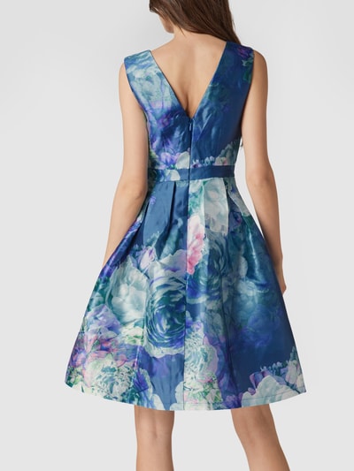 CHI CHI London Cocktailkleid mit floralem Muster Bleu 5