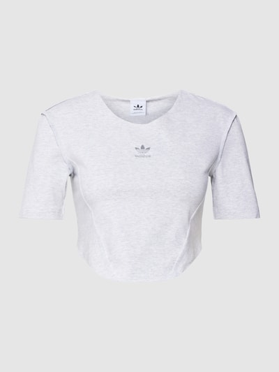 adidas Originals Cropped T-Shirt mit Logo-Stitching Hellgrau 2