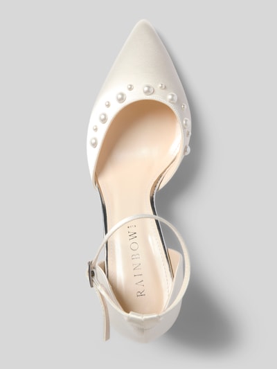 Produktfoto, Pumps mit Perlenbesatz und Blockabsatz Modell 'Maya' von Rainbow Club in heller Farbe, spitz zulaufende Form, Riemchen mit Dornschließe, glatte Sohle, Absatzhöhe: 8 cm, Schafthöhe: 8 cm, Damen.