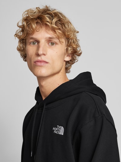 The North Face Hoodie met labelstitching, model 'ESSENTIAL' Zwart - 3