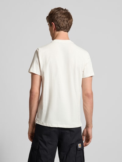Męski t-shirt Regular Fit T-Shirt mit Motiv-Print Modell 'Klements' von Blend, czysta bawełna, krój regular fit, okrągły dekolt, długość tyłu w rozmiarze M: 65 cm, kolor biały, gładka faktura, widok całej sylwetki od tyłu.