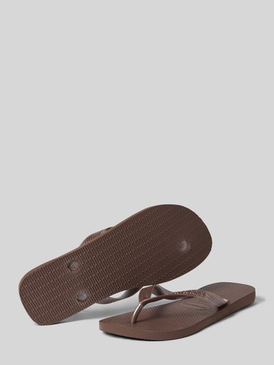Productfoto, teenslippers met afgeronde punt, comfortmodel, platte zool, labeldetail, hakhoogte bij maat 39/40: 1 cm, Zehentrenner mit Label-Detail van Havaianas