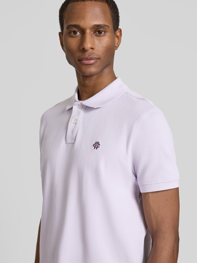 MCNEAL Regular Fit Poloshirt mit Knopfleiste und Label-Stitching Lila 3