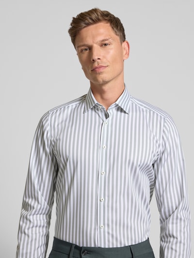 OLYMP Level Five Slim Fit Business-Hemd mit Knopfleiste Gruen 3