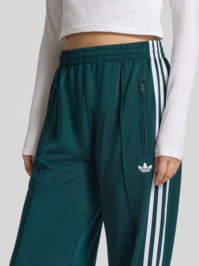 adidas Originals Spodnie dresowe z elastycznym ściągaczem Ciemnozielony 3