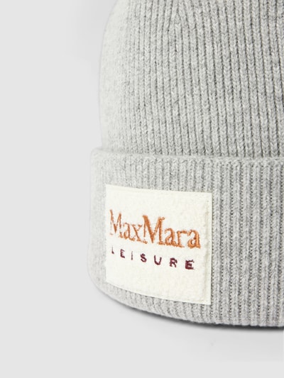 MaxMara Leisure Beanie mit Label-Patch Modell 'GIUNTO' Hellgrau 2