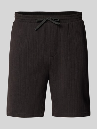 Produktfoto, Regular Fit Bermudas aus strukturiertem Material Modell 'TREY LIFE' von Only & Sons in Schwarz, unifarben, mit Tunnelzugbund und Eingrifftaschen.