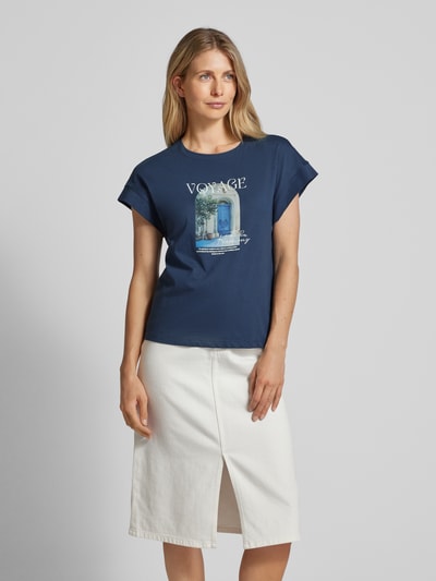 s.Oliver RED LABEL T-Shirt mit Motiv- und Statement-Print Marine 4