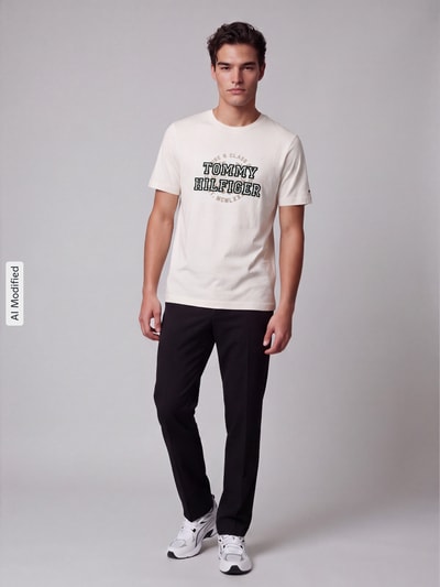 Tommy Hilfiger Regular Fit T-Shirt aus reiner Baumwolle Offwhite 1