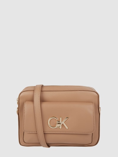 CK Calvin Klein Camera Bag in Leder-Optik   Camel 2