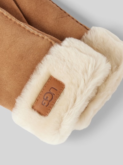 UGG Rękawiczki z kożucha owczego z naszywką z logo Camel 2