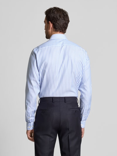 Christian Berg Men Regular Fit Freizeithemd mit extra langem Arm Bleu 5