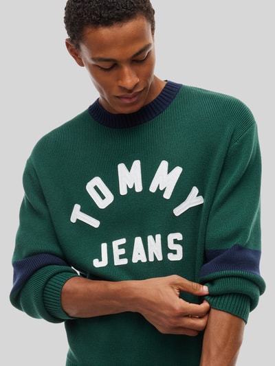 Tommy Jeans Regular Fit Pullover aus reiner Baumwolle Modell 'NEW CLASSICS' Oliv 3