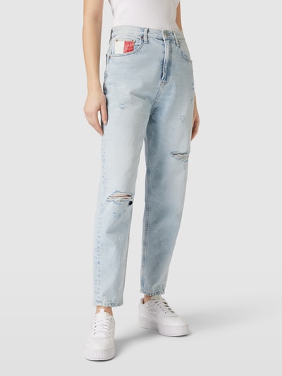 Tommy Jeans Mom fit jeans in destroyed-look Lichtblauw - 4