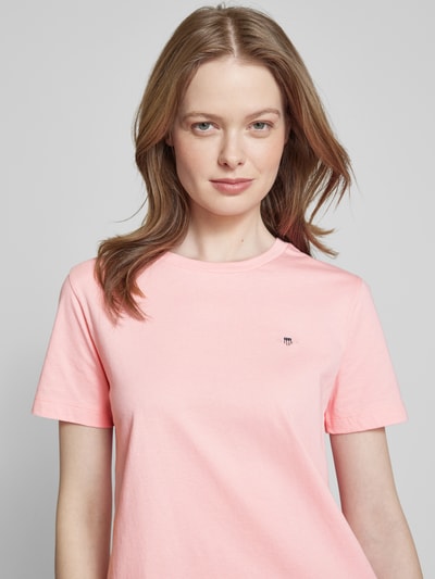 Gant T-Shirt mit Label-Print Pink 3