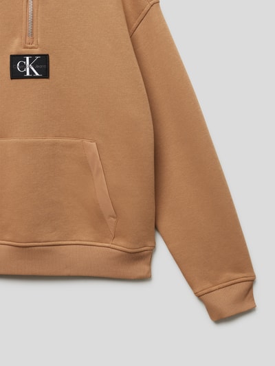 Calvin Klein Jeans Bluza z kapturem i detalem z logo model ‘QUILTED MIX MEDIA’ Camel 2