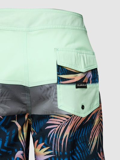 Quiksilver Zwembroek in colour-blocking-design, model 'SURFSILK' Aquablauw - 2