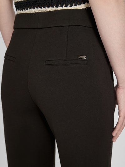 TONI Broek met paspelzakken aan de achterkant, model 'Jenny' Donkerbruin - 3