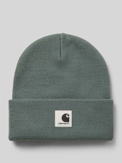 Produktfoto, grüne Beanie mit breitem Umschlag und Label-Detail, Modell 'Ashley' von Carhartt Work In Progress, Damen Beanie.