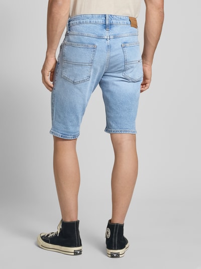 Tommy Jeans Slim Fit Jeansshorts aus Baumwoll-Mix Modell 'RONNIE' Hellblau 5