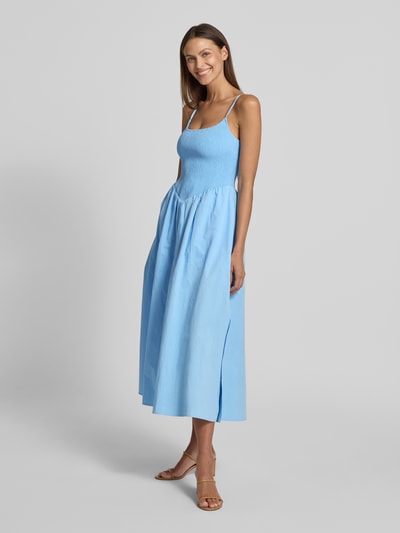 Forever New Avondjurk met ronde hals, model 'Dylan' Blauw - 1