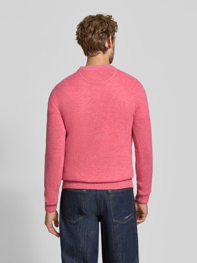 MCNEAL Slim Fit Strickpullover aus reiner Wolle mit Label-Stitching Fuchsia Melange 5