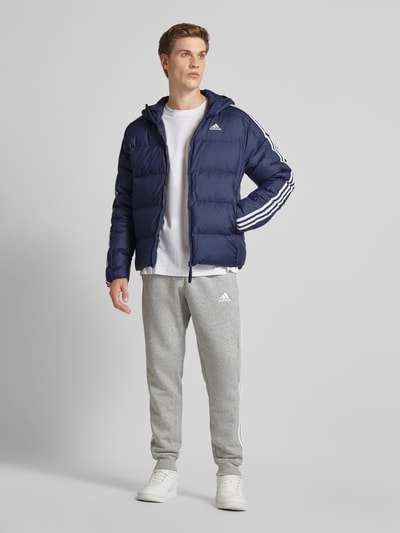 ADIDAS SPORTSWEAR Steppjacke mit Label-Print Dunkelblau 1