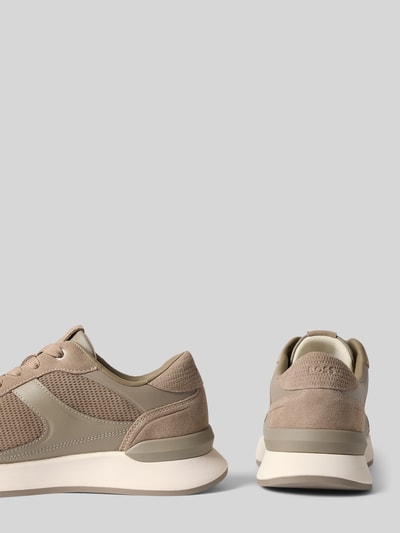 Produktfoto, Sneaker aus echtem Rindsleder Modell 'B Icon_Runn' von BOSS, Damen Sneaker in Beige- und Cremetönen mit glatter und strukturierter Oberfläche