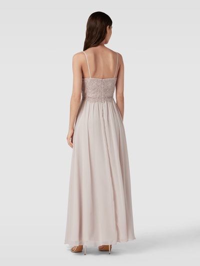 Laona Abendkleid mit Zierbesatz Rose 5