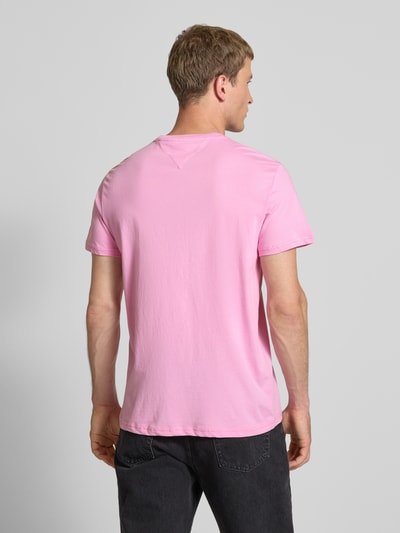 Tommy Jeans T-shirt o kroju Slim Fit z czystej bawełny Mocnoróżowy 5