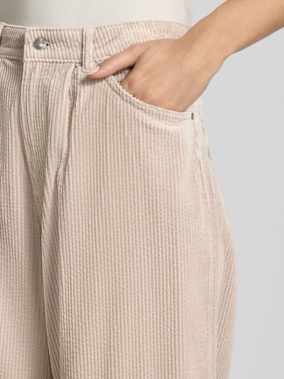 Christian Berg Woman Stoffhose mit Eingrifftaschen Sand 3