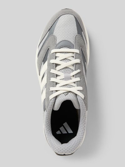 Produktfoto, Sneaker mit Schnürung Modell 'LIGHTSHIFT 2.0' von adidas Sportswear, Herren Sneaker mit abgerundeter Spitze, Gummisohle, Grau-Weiß-Töne, Absatzhöhe 5 cm, Schafthöhe 7 cm, Schaftweite 7 cm, Texturmix aus Mesh und Wildleder.