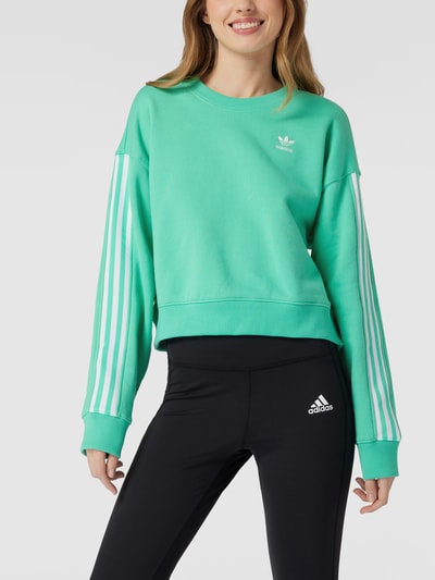 adidas Originals Cropped Sweatshirt mit Label-Stitching Mint 4