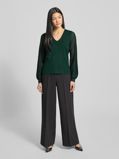 s.Oliver BLACK LABEL Sweter o kroju regular fit z półprzezroczystymi, bufiastymi rękawami Zielony 1