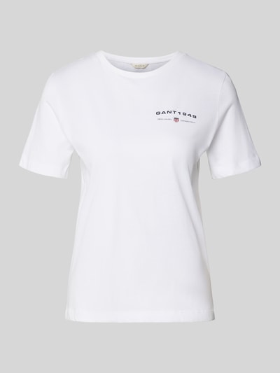 Produktfoto, T-shirt mit Label-Print und Rundhalsausschnitt von Gant z bawełny, krój regular fit, nadruk z logo, okrągły dekolt, długość tyłu 56 cm w rozmiarze S, biały, gładka faktura