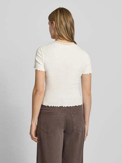 ONLY Slim Fit T-Shirt aus Baumwoll-Mix Modell 'VINI' Offwhite 5