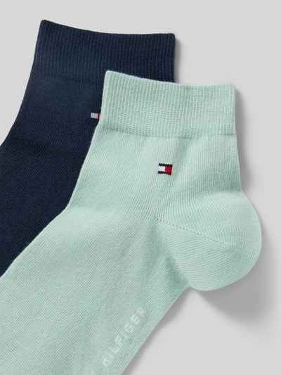 Produktfoto, Skarpety 'Socken aus Baumwoll-Mix im 2er-Pack' von Tommy Hilfiger, jednokolorowe, nadruk z logo, wzmocniona pięta, elastyczny ściągacz, zestaw 2 szt., drobny splot, mieszanka bawełny