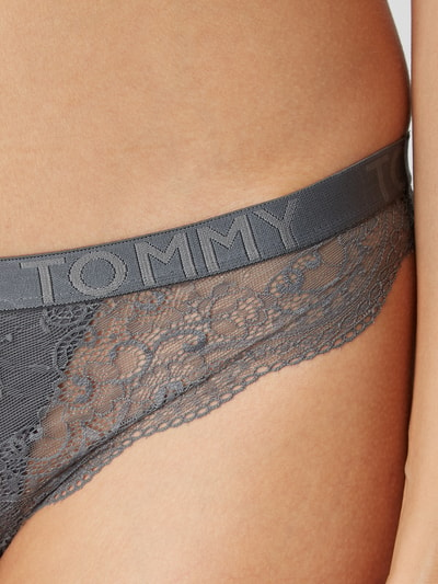 TOMMY HILFIGER String mit Logo-Bund  Graphit 6