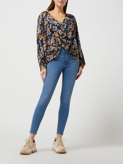 Only Blouseshirt met bloemenmotief, model 'Alma'  Zwart - 1