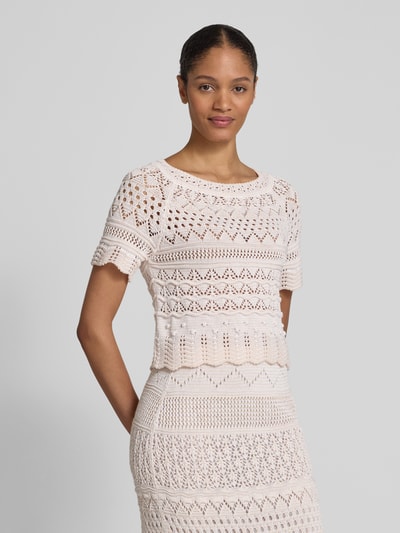 Marc Cain Cropped Strickpullover mit Lochstickerei Ecru 4