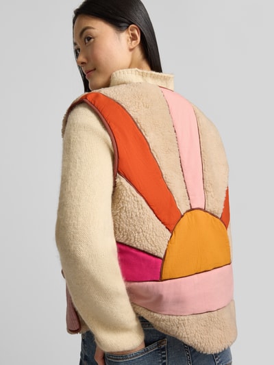 LOLLYS LAUNDRY Weste aus Teddyfell Modell 'Jace' Sand 3